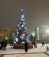 Благоустроенное по национальному проекту общественное пространство в центре Волгограда украсила новогодняя ель