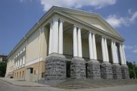 Волгоградский музыкальный театр подготовил для зрителей подарок  к празднику Победы