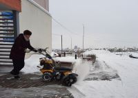 Муниципалитет контролирует приведение в порядок дворов после снегопада и ледяного дождя
