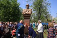В Волгограде установлен бюст народного артиста СССР Василия Ланового