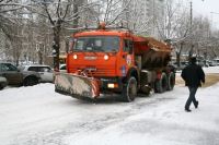 Ночью на второстепенные дороги Волгограда нанесено 900 тонн песко-соляной смеси
